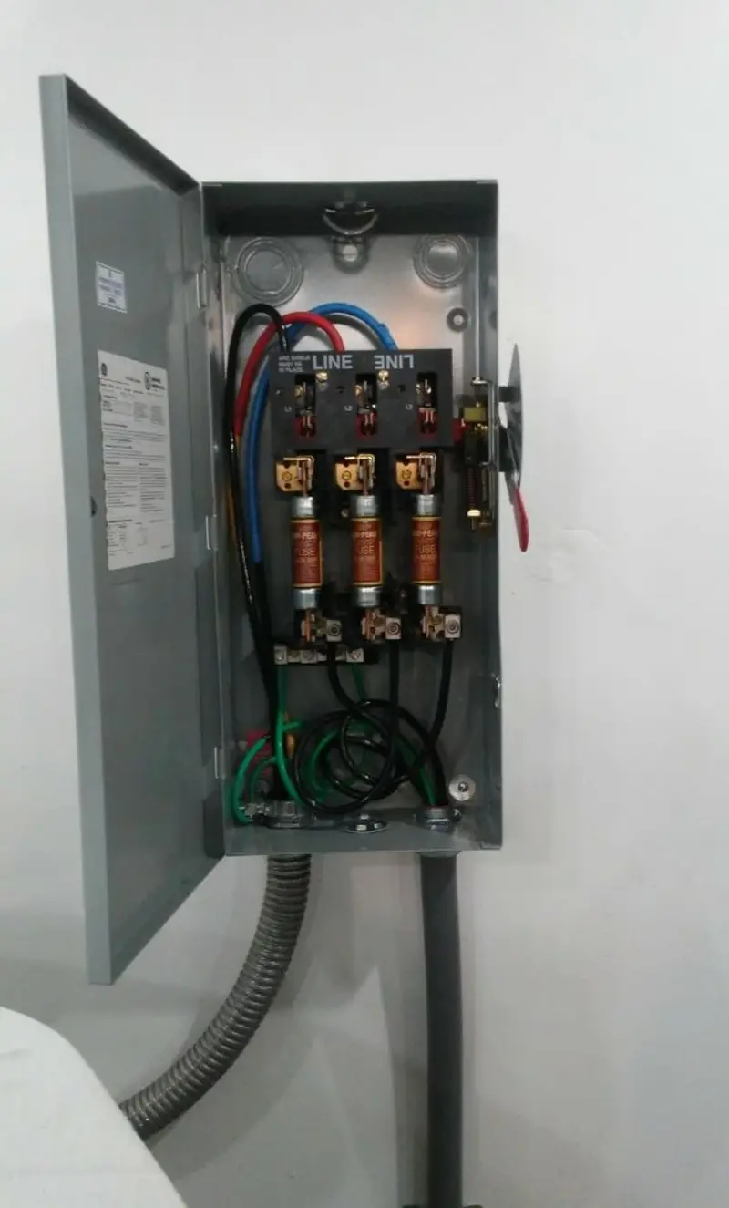 Three-phase disconnect switch installed for Electrical Wiring & Rewiring in Heber-Overgaard